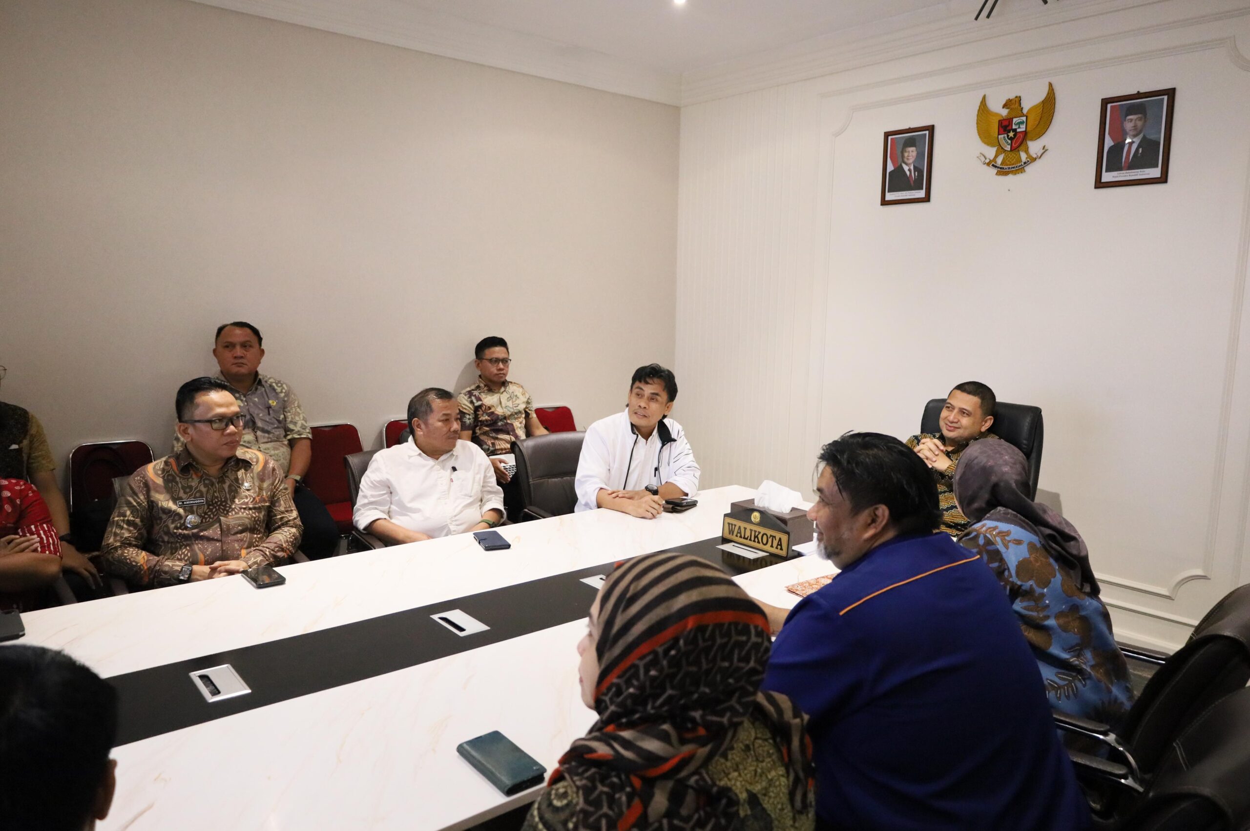 Kaji Pengendalian Banjir di Makassar, Wali Kota Bahas Bersama Ahli Unhas