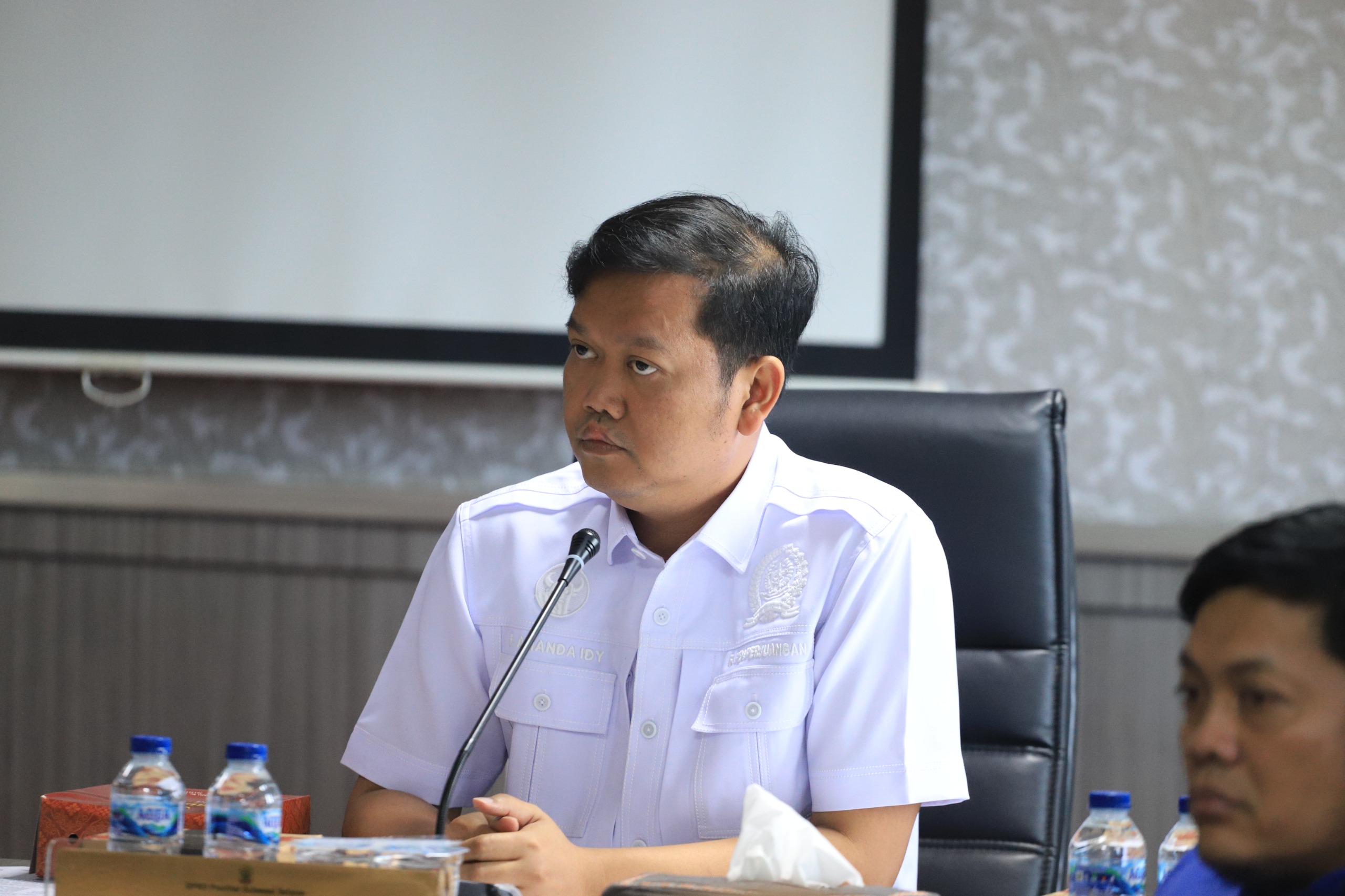 dr Fadli Ananda Minta Pemprov Sulsel Cabut Surat Edaran Penghentian Penerima Bantuan Iuran dalam Program JKN