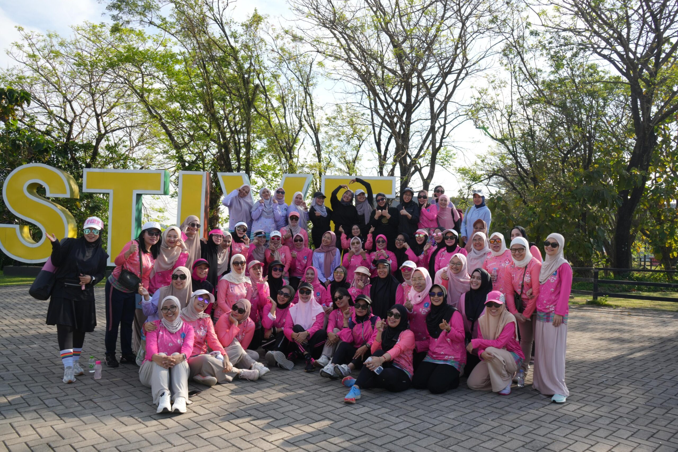 Bersama Melinda Aksa, Tiga Organisasi Perempuan Ikuti Senam dan Pemeriksaan Kesehatan Gratis