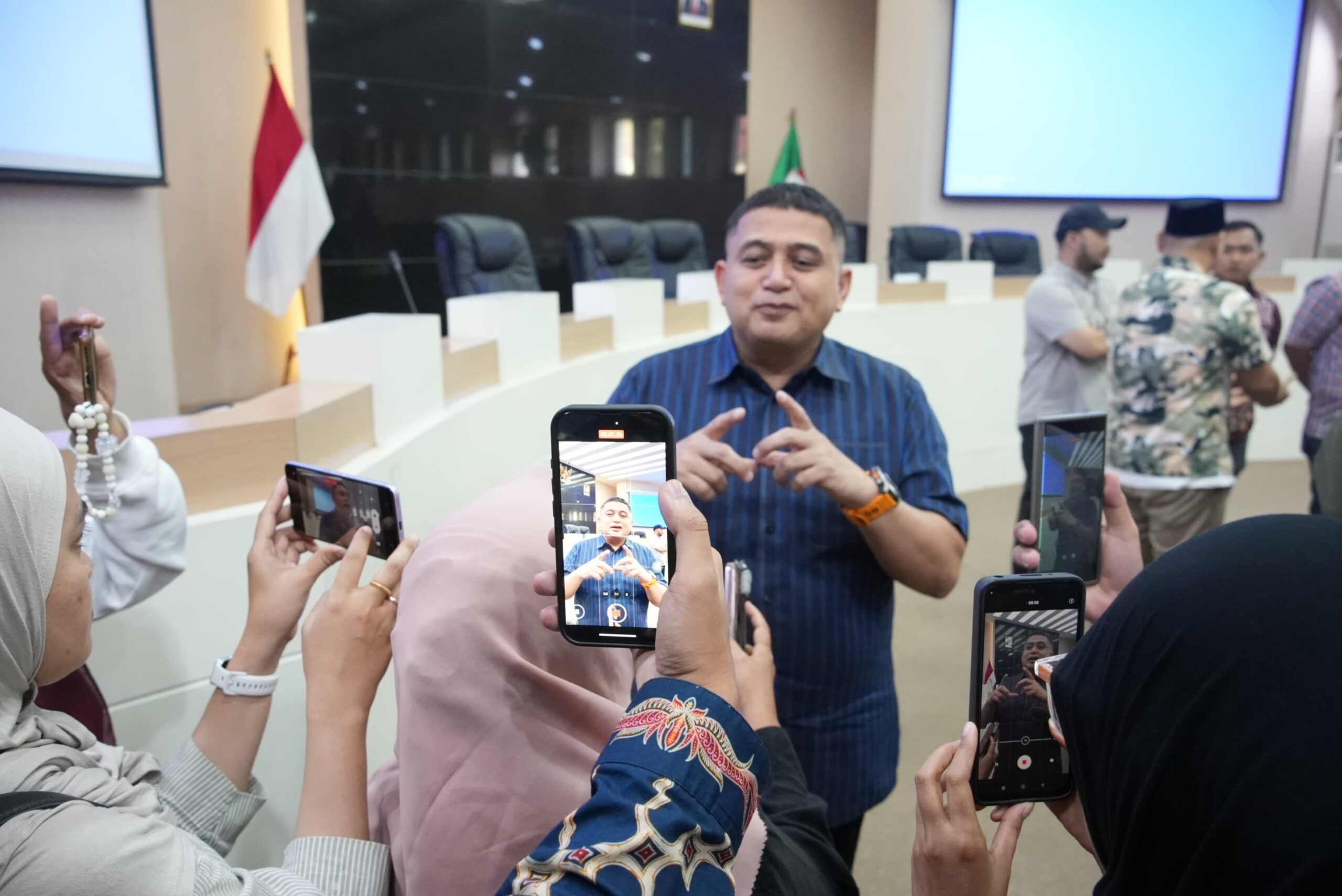 Makassar Bergerak, Wujudkan Kota Bersih dan Sehat Menuju Adipura