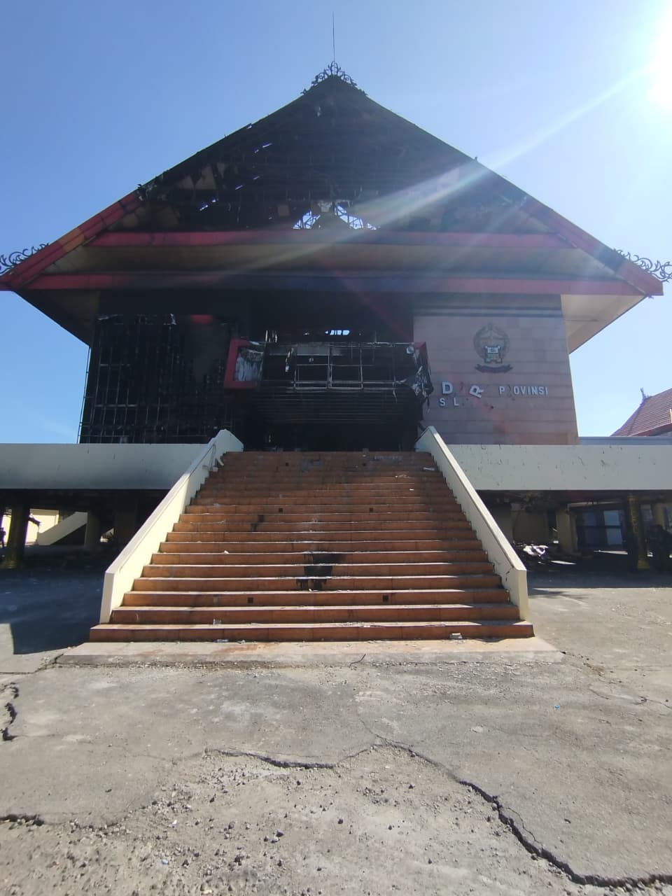 DPRD Sulsel Belum Tentukan Lokasi Kantor Usai Gedung Terbakar