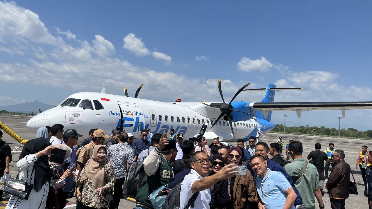 Penerbangan Fly Jaya Resmi Beroperasi di Sulsel, Berikut Rute dan Harganya