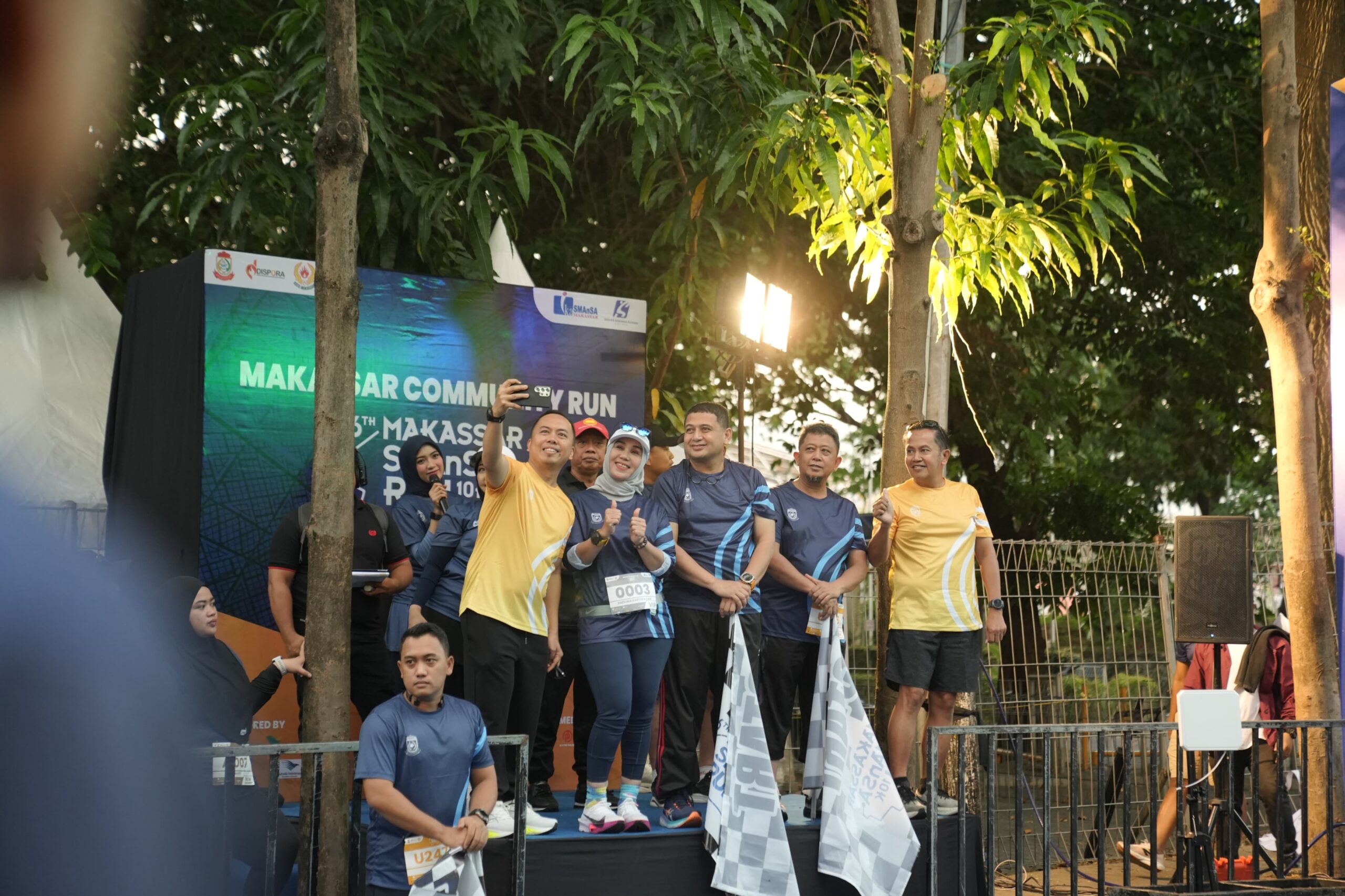 Wali Kota Makassar Lepas Ribuan Peserta SMAnSA RUN 2025