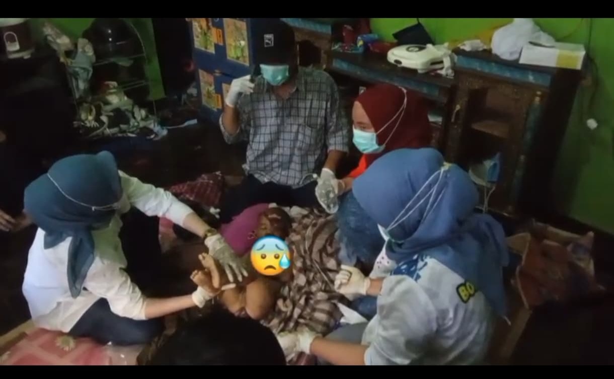 Nahas Balita Terlindas Truk Saat Bermain Pasir