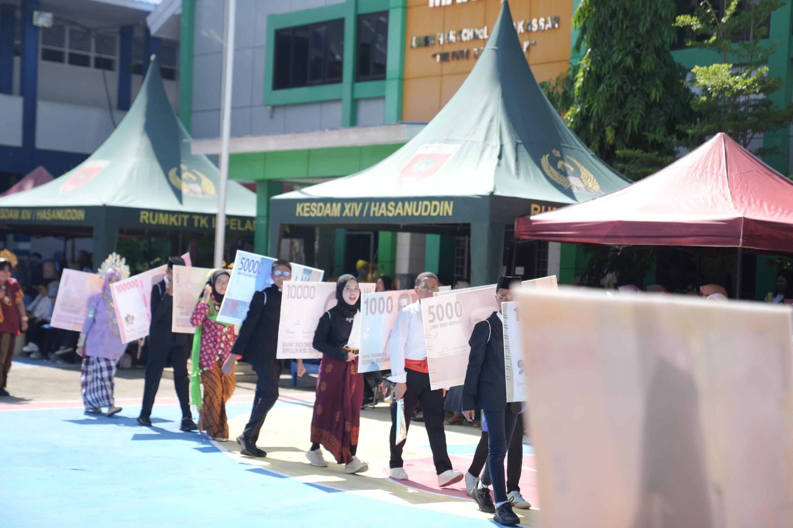 Semangat Hari Jadi Kota Menggema di Porseni SMPN 6 Makassar