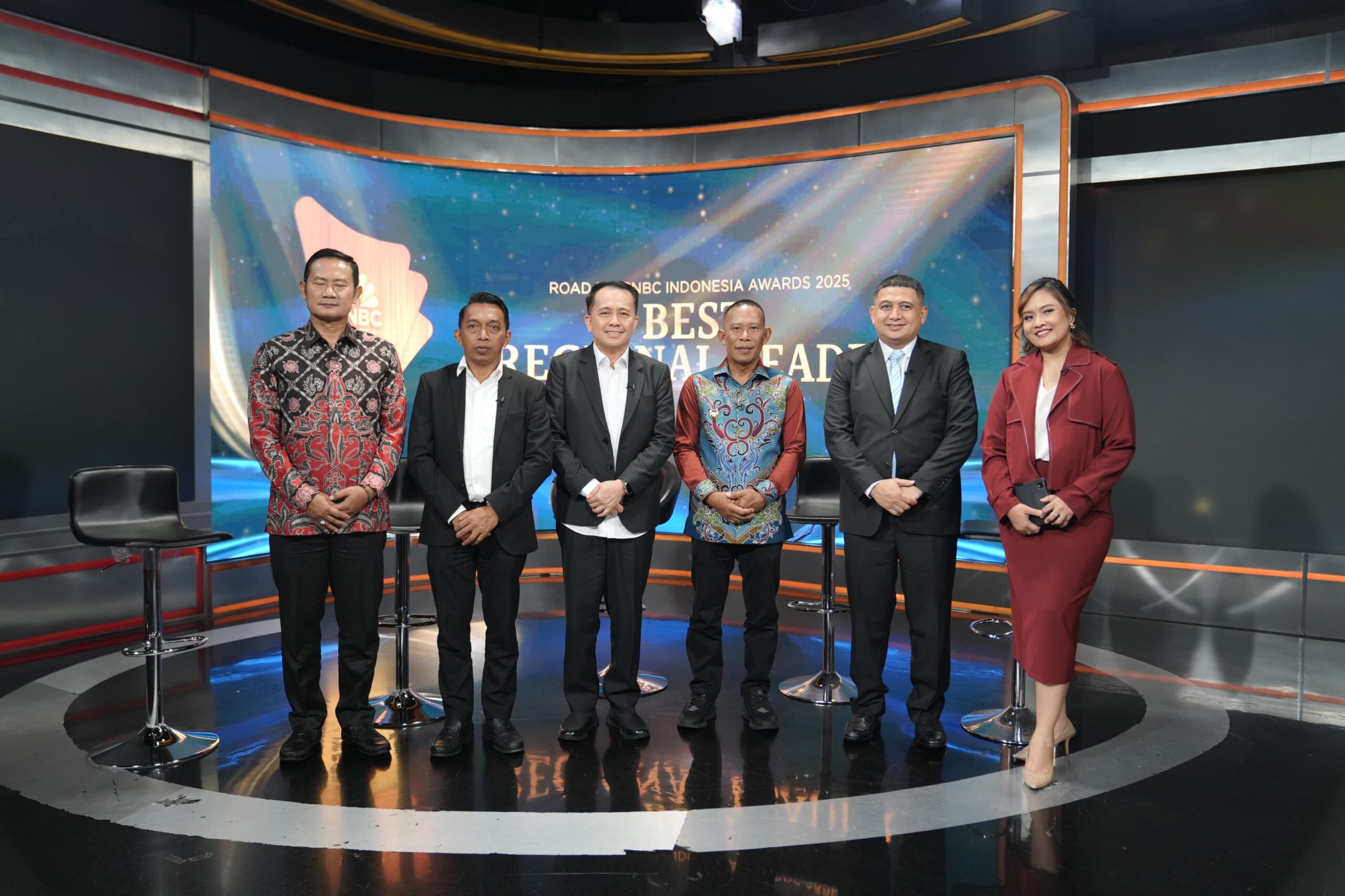 Munafri Dinobatkan Sebagai Kepala Daerah Terbaik 2025