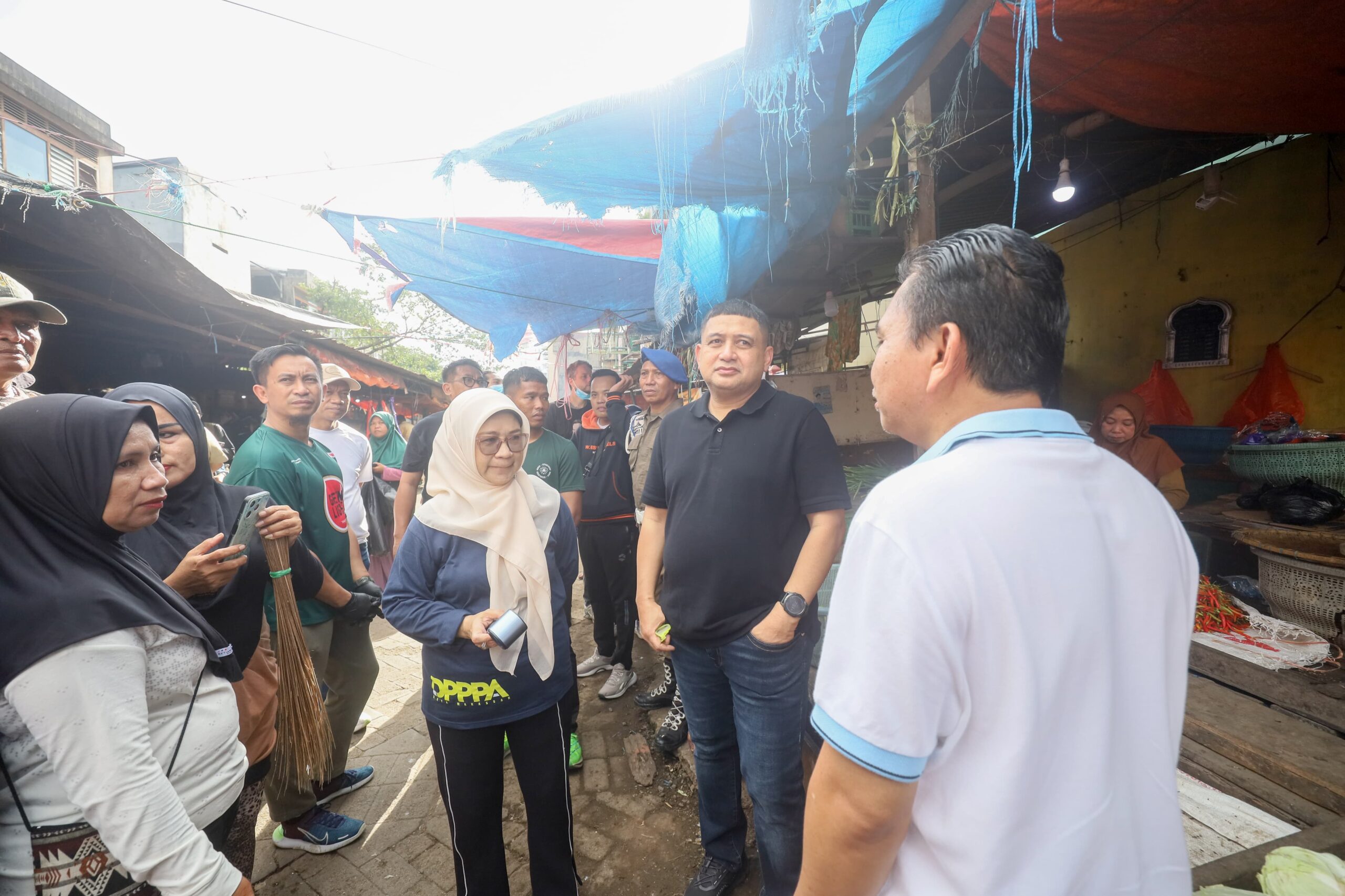 Makassar Bergerak, Pemkot All-Out Bersihkan Pasar Terong dan Siapkan Sanksi