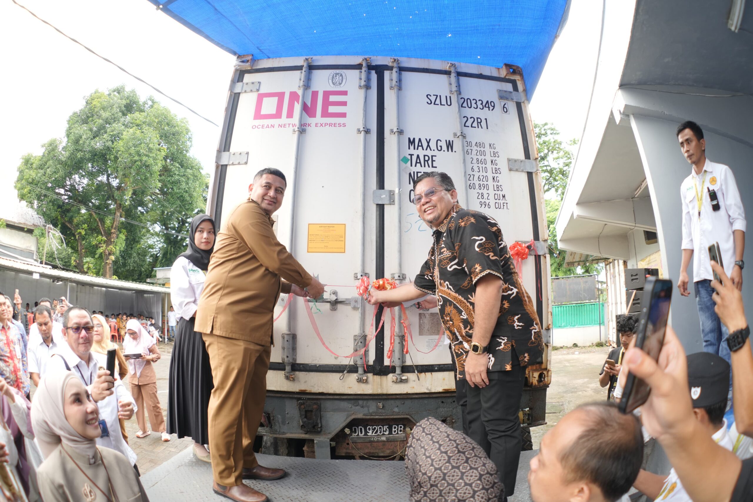 Munafri Lepas Ekspor Perdana Gurita ke Jepang, Tegaskan Komoditas Laut Makassar Bersaing di Pasar Global