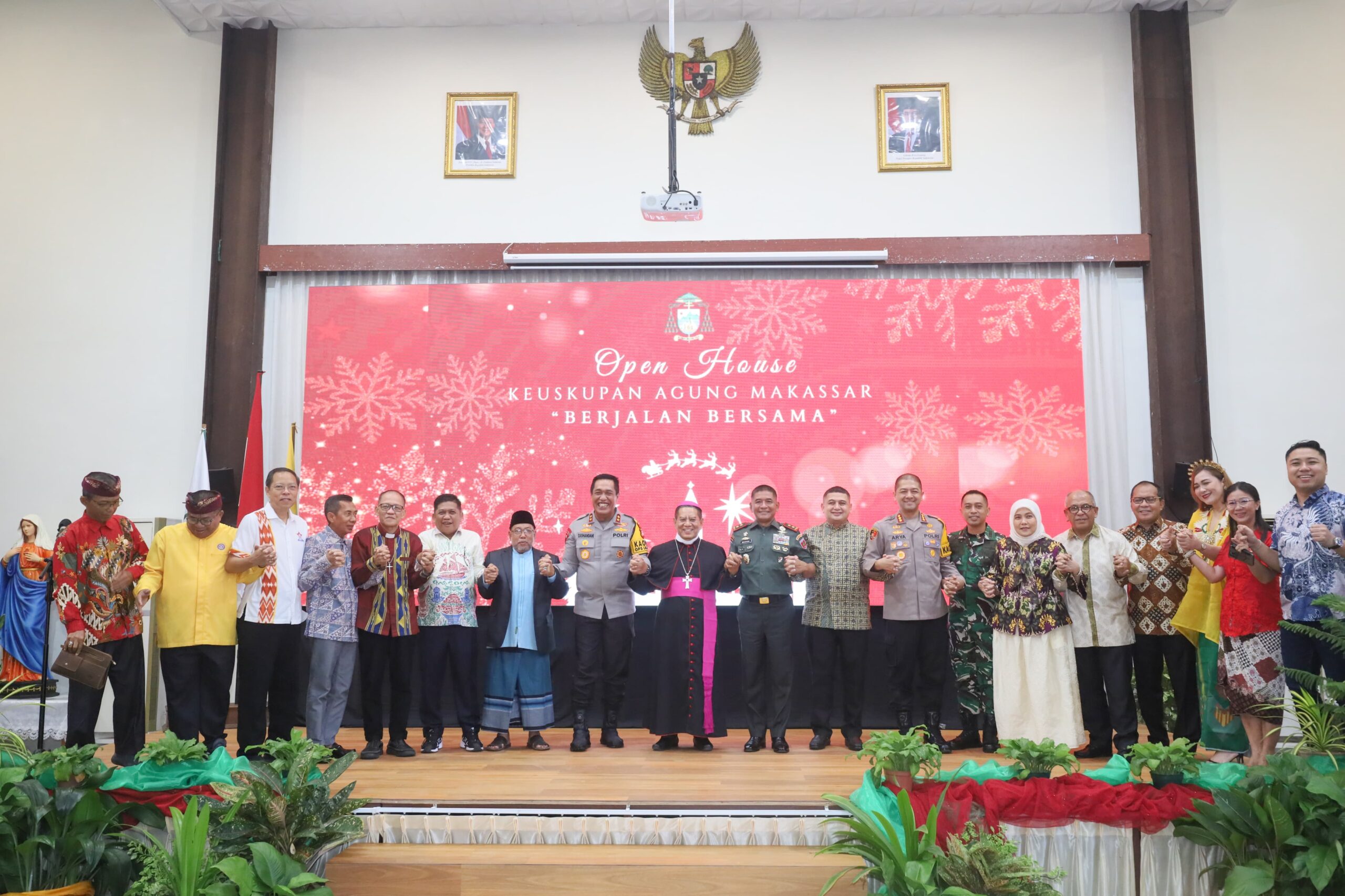 Hadiri Open House dan Silaturahmi Natal, Munafri Tekankan Perkuat Toleransi Antarumat Beragama