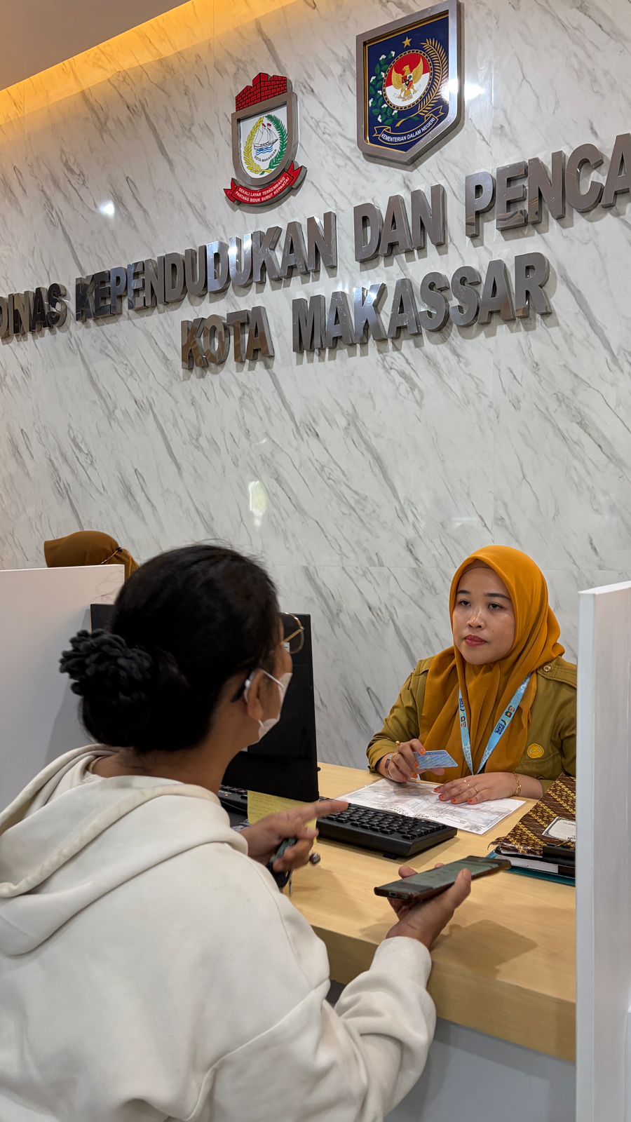 2025, Disdukcapil Makassar Cetak 136 Ribu KTP-el dan 131 Ribu Kartu Keluarga