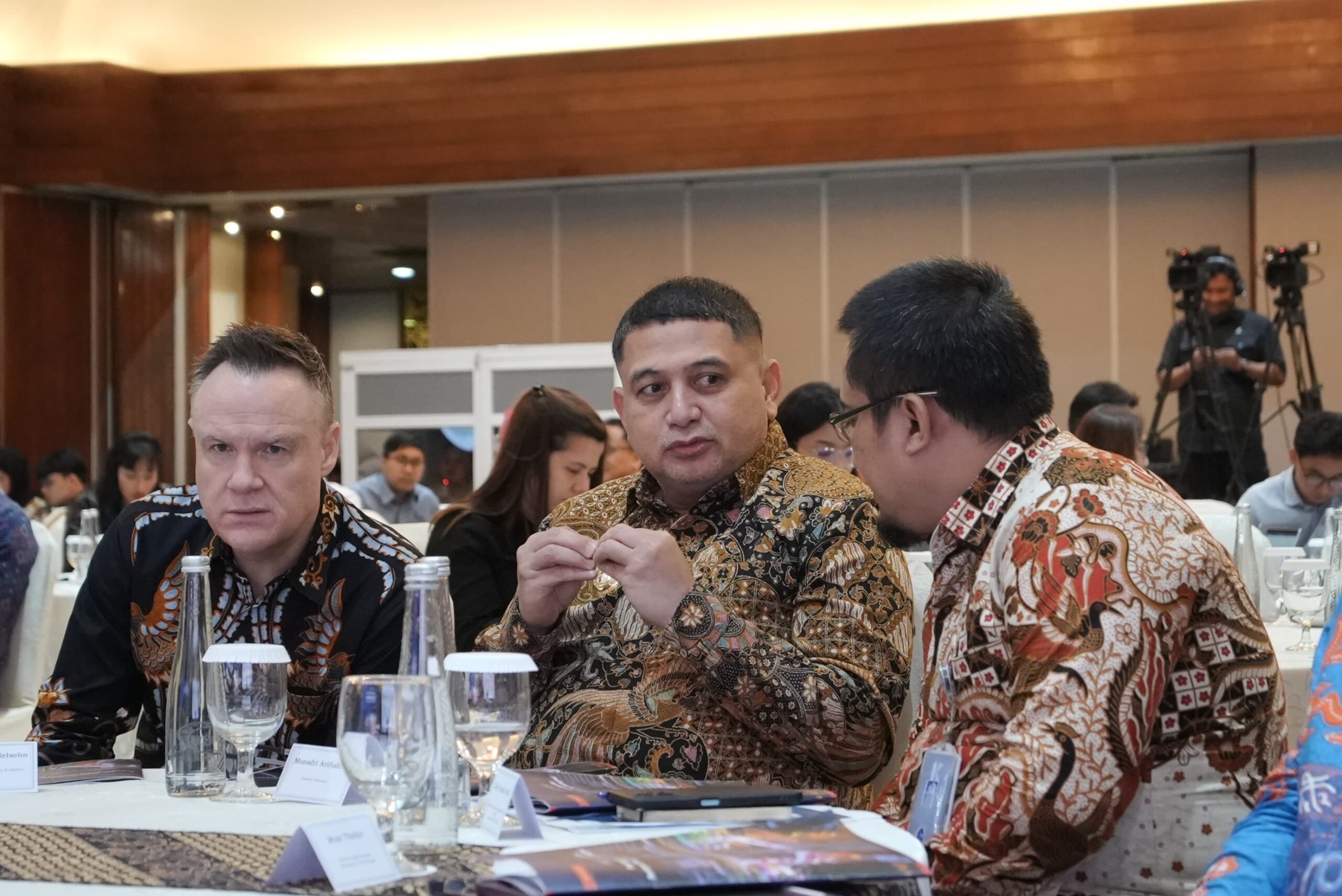 Lewat Forum Indonesia on the Move, Munafri Siapkan Sistem Transportasi Terpadu dan Rendah Emisi