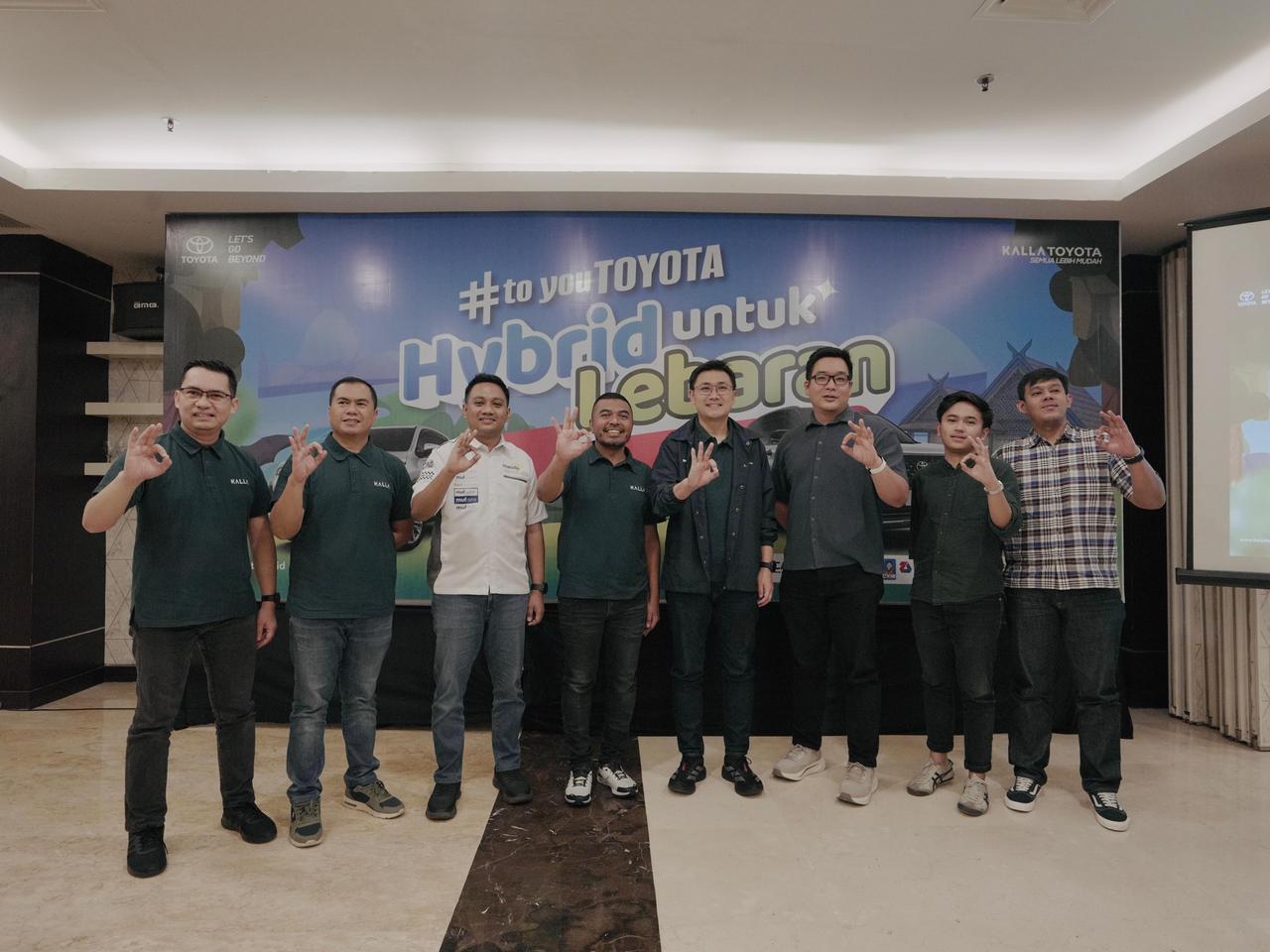 Kalla Toyota Ajak Masyarakat Mudik Lebih Efisien dengan Teknologi Hybrid