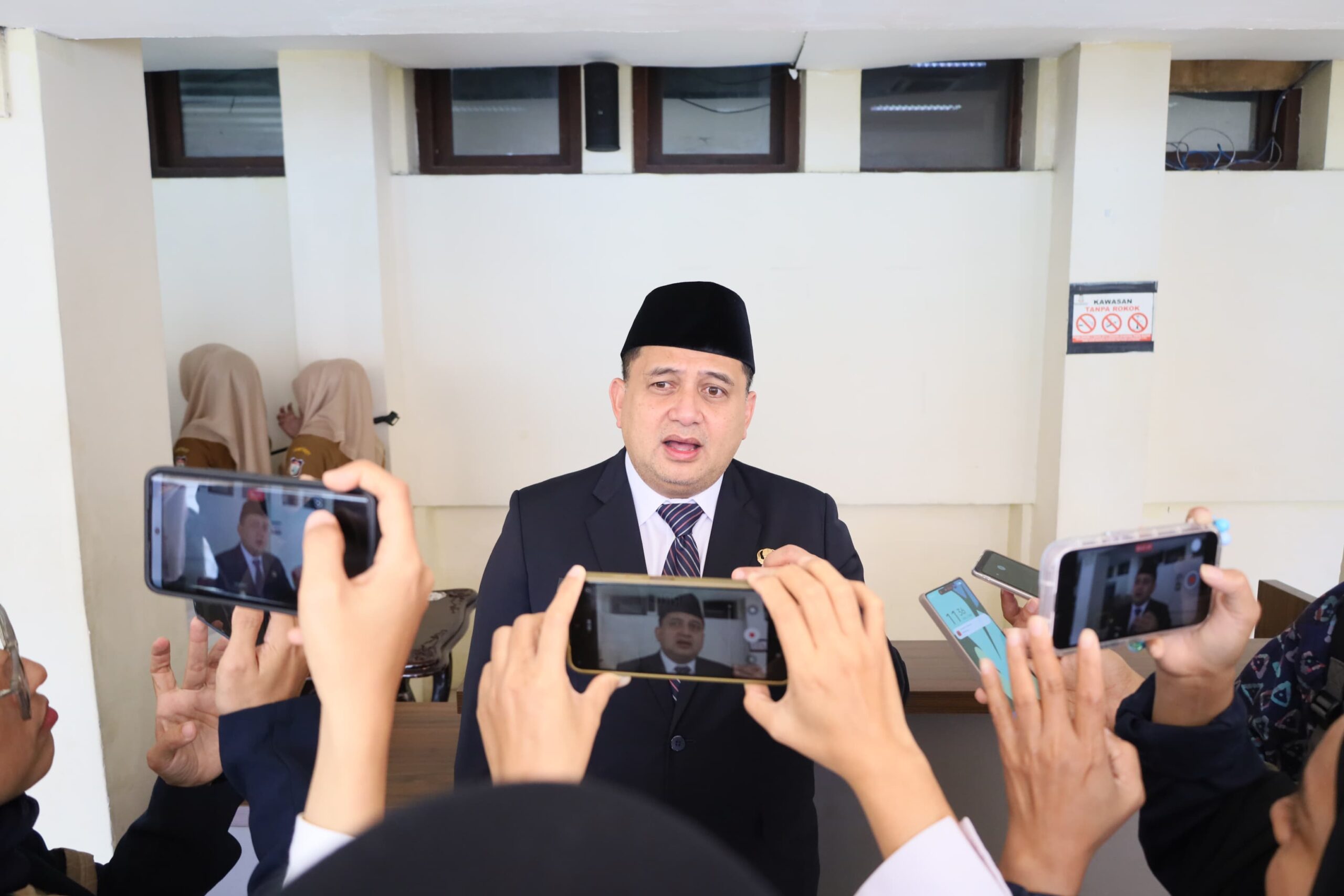 Pemkot Makassar Gandeng Polisi Tindaki Senjata Mainan Berpeluru Jeli