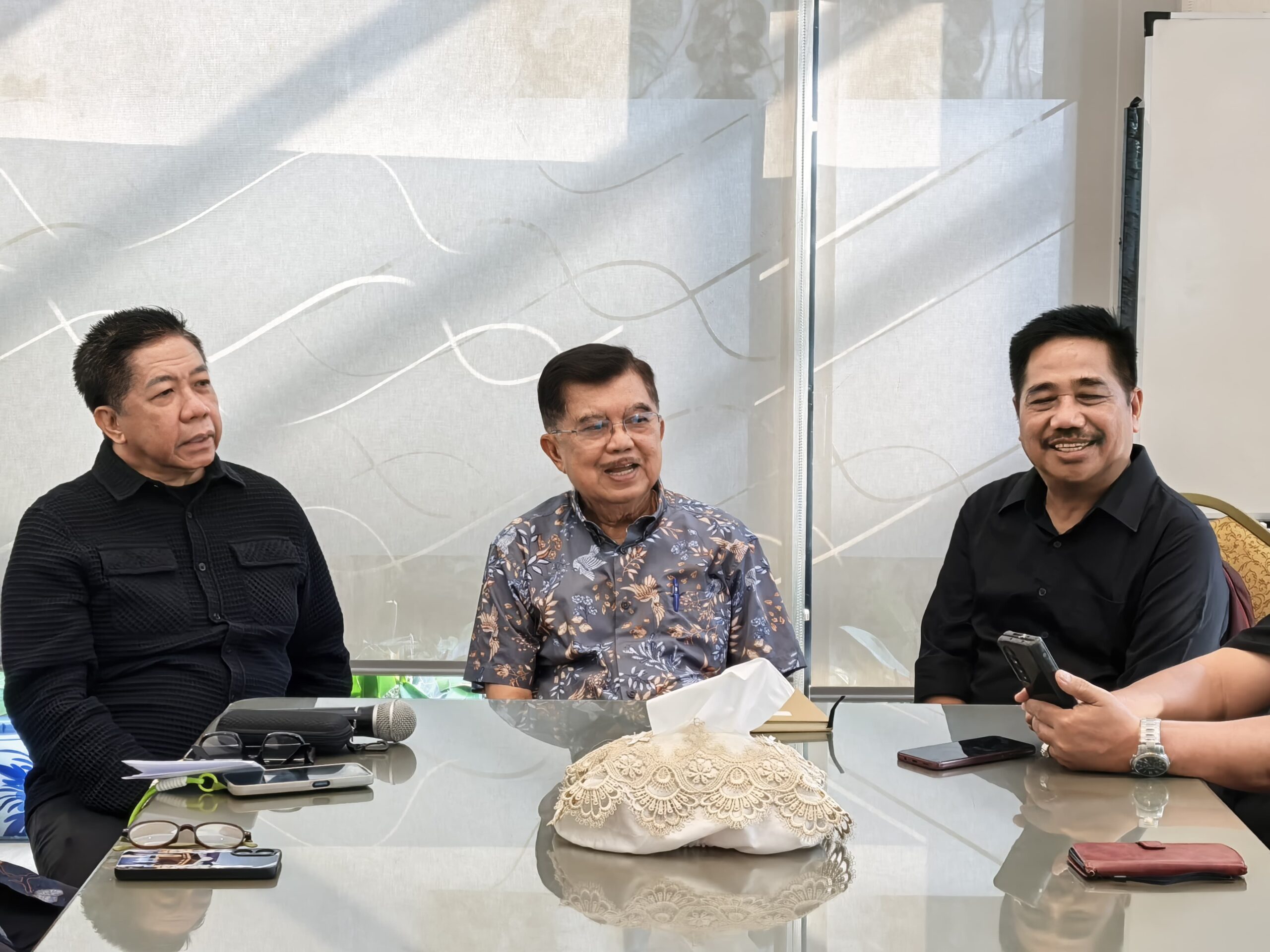 Jusuf Kalla Minta Polisi Usut Tuntas Penyiraman Air Keras terhadap Aktivis KontraS Andrie Yunus