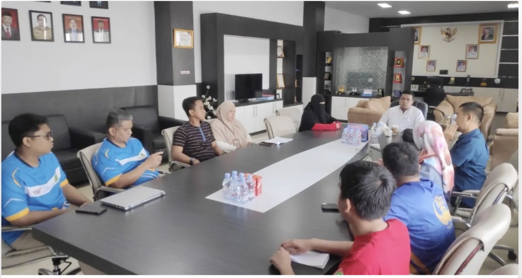 Sekda Sidrap Pimpin Rapat Percepatan Laporan Kinerja Program Strategis Nasional