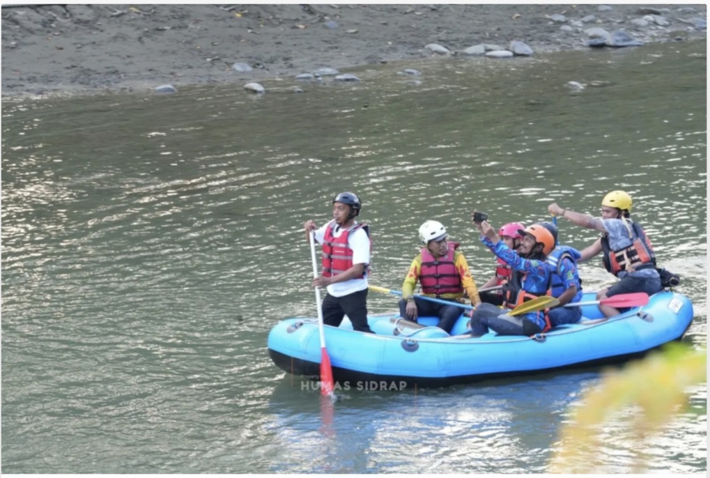 Jamnas Arus Deras, Bupati Syaharuddin Alrif Jajal Arung Jeram Sungai Bila