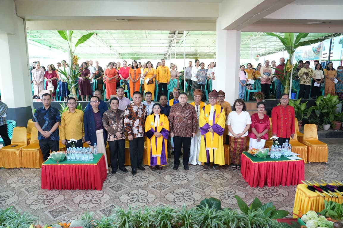 Hadiri Perayaan Paskah, Munafri Tekankan Toleransi dan Harmoni