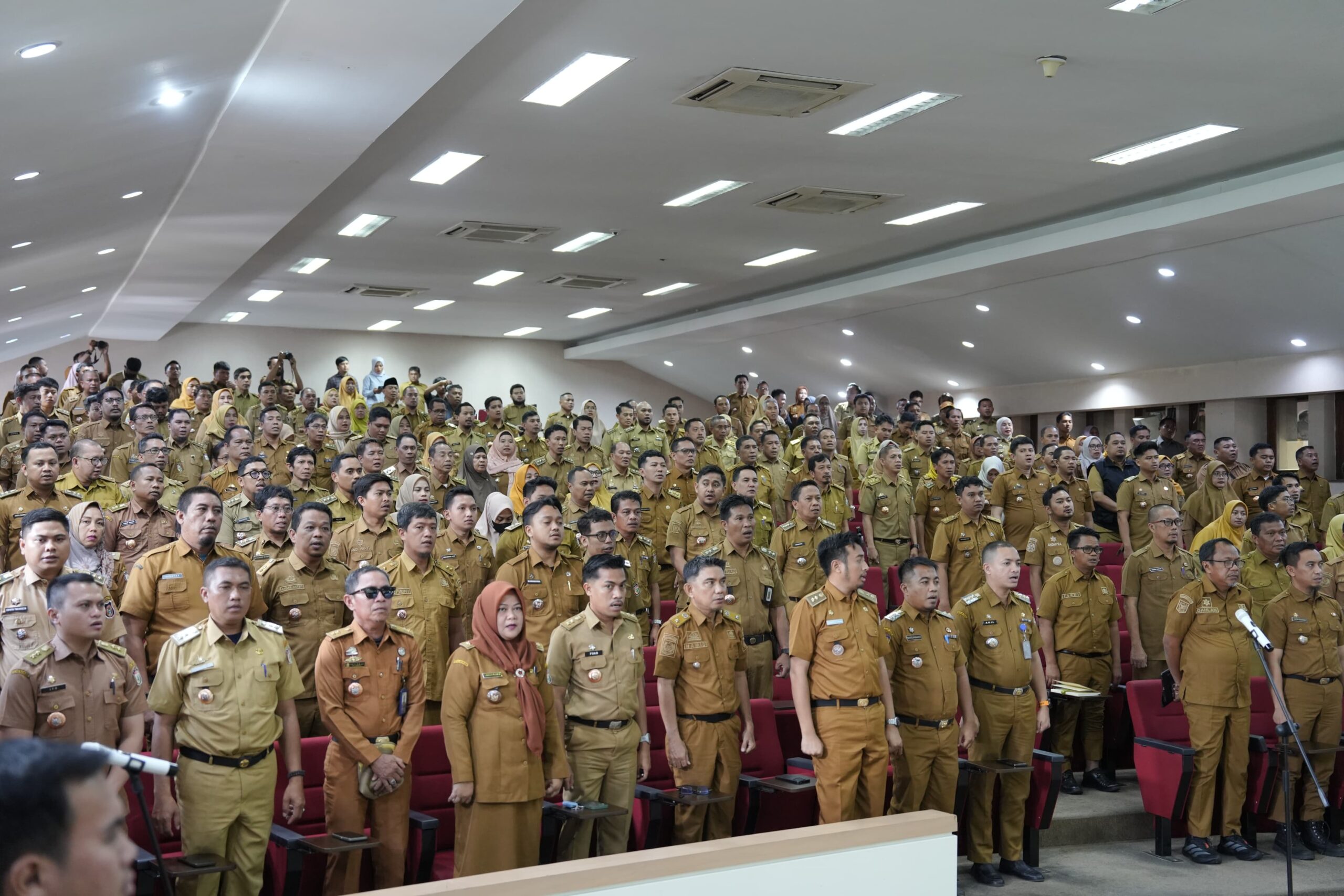 Persoalan Sampah Kian Mendesak, Makassar Percepat Pembenahan Menyeluruh