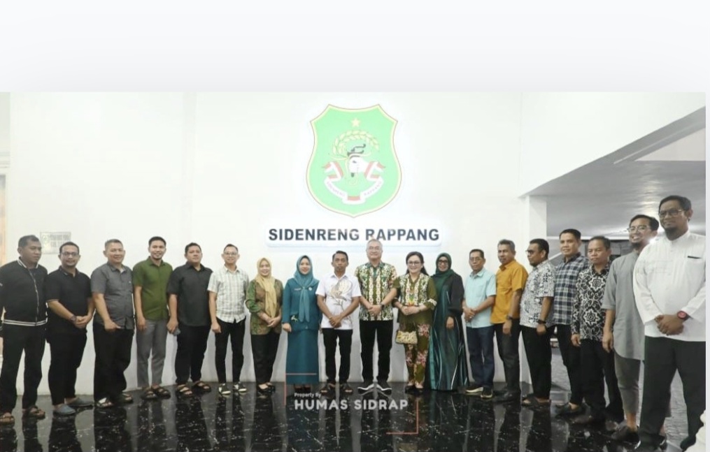 Syaharuddin Alrif dan Wempi W. Mawa Bertukar Pengalaman Membangun Daerah