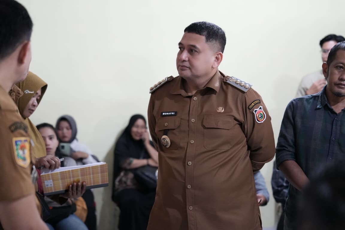 Permudah Akses Warga, Munafri Arifuddin Hadirkan Layanan Adminduk hingga Kelurahan