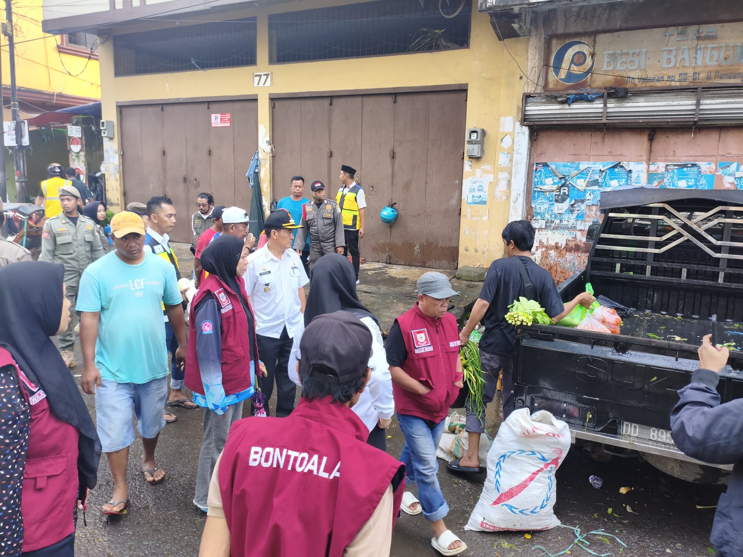 Pedagang Pasar Kalimbu Mulai Direlokasi ke Terminal Mallengkeri