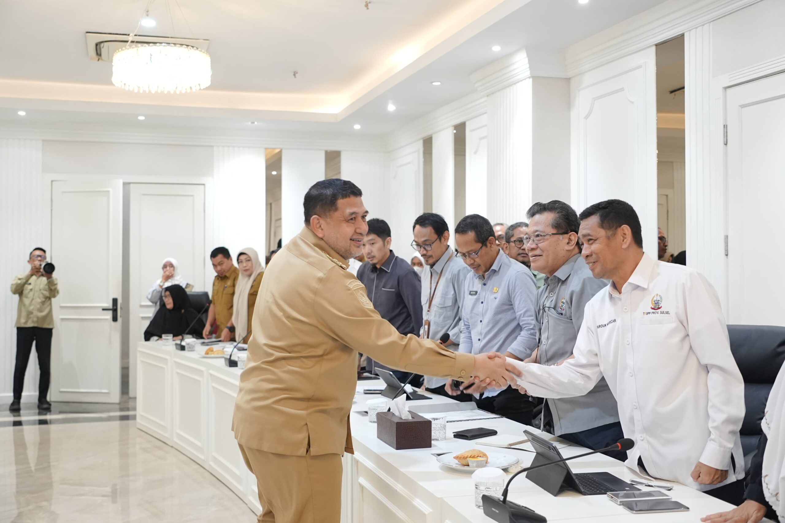 Munafri Tegaskan Komitmen Percepat Jembatan Barombong, Urai Kemacetan Makassar Selatan