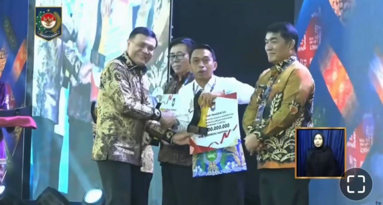 Juara 1 Kinerja Terbaik se-Sulawesi, Kabupaten Sidrap Raih Penghargaan dari Kemendagri