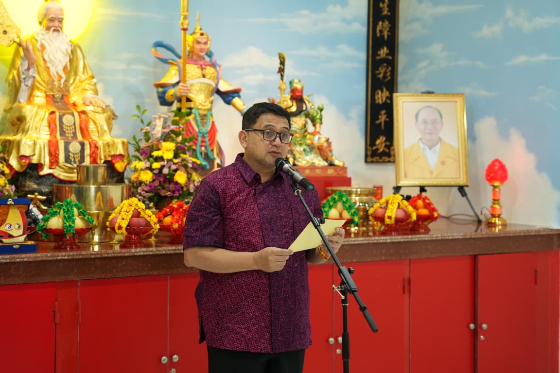 Munafri Resmikan Kelenteng Ji Li Gong, Tekankan Toleransi dan Pembinaan Generasi Muda