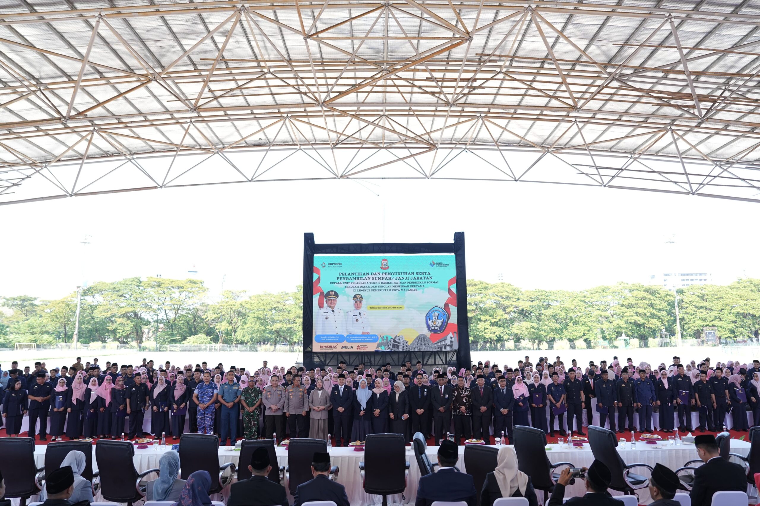 Wali Kota Makassar Lantik 369 Kepala Sekolah, Tekankan Integritas SPMB 2026 dan Pembenahan Data