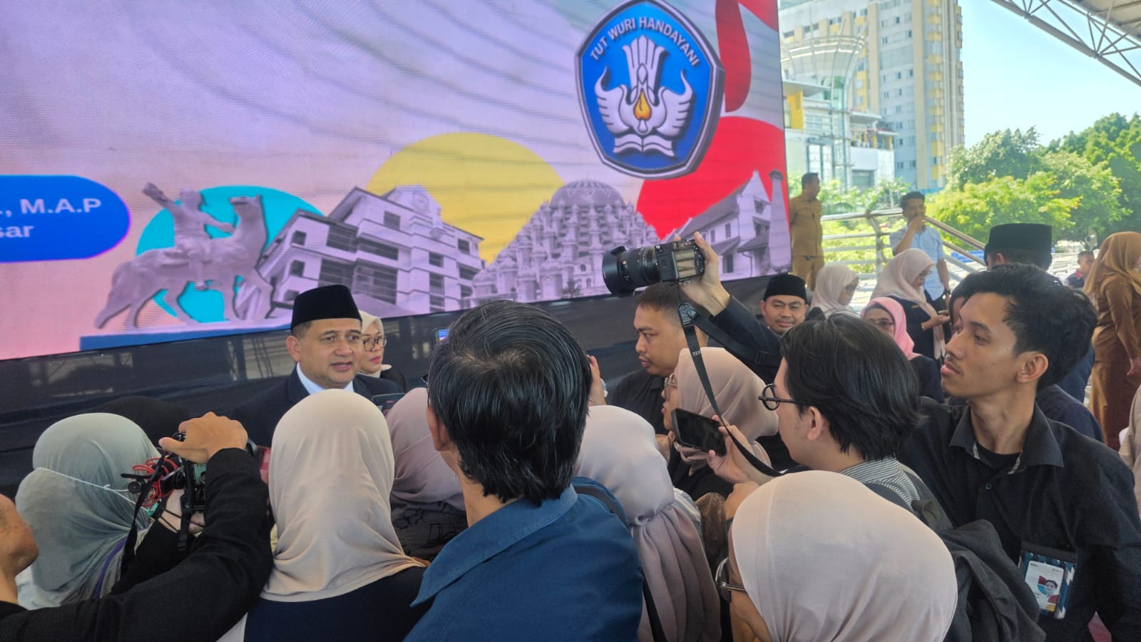 Wali Kota Makassar Instruksikan Inspektorat Usut Dugaan Pungli Pengisian Kepala Sekolah