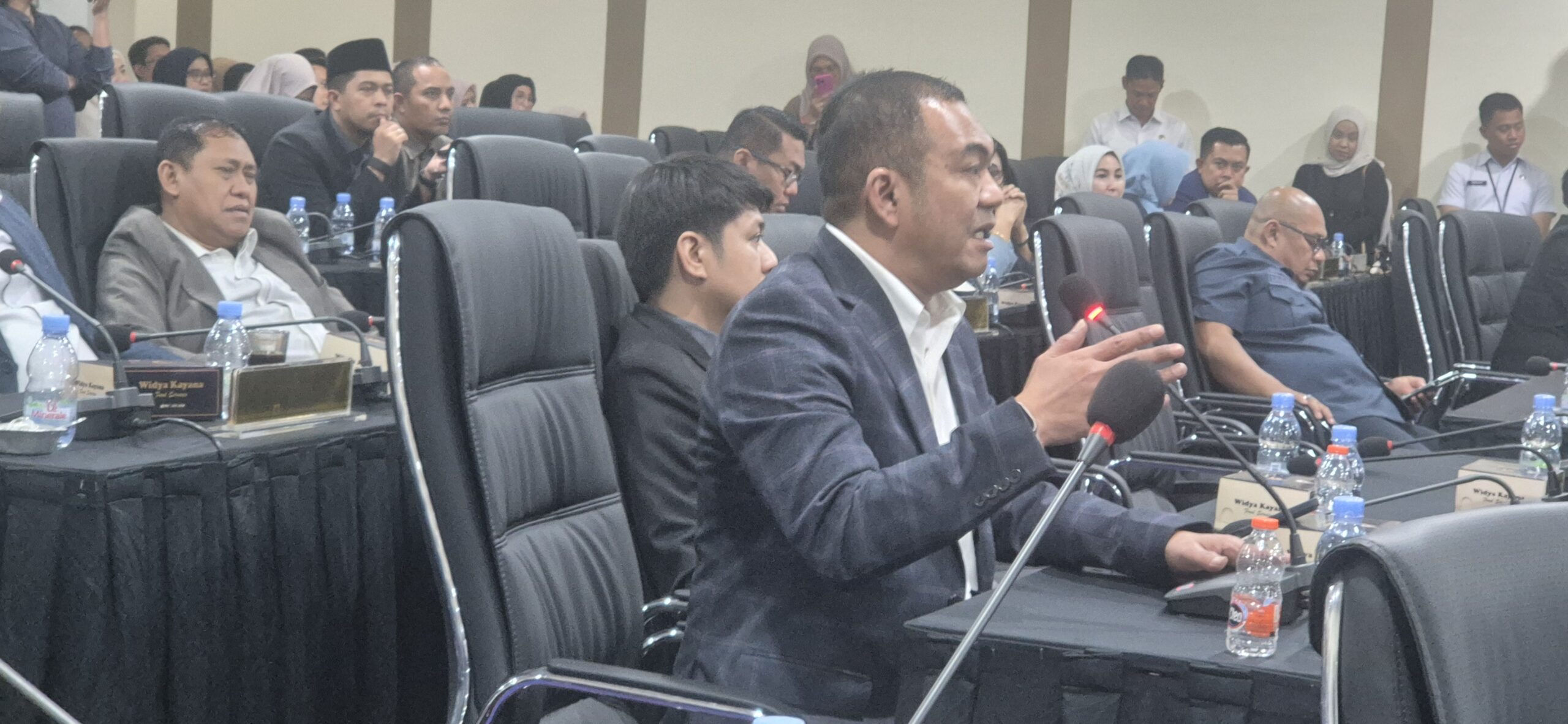 Fraksi Golkar Sulsel Sebut Jawaban Gubernur Soal Utang DBH Mengada-ada di Rapat Paripurna