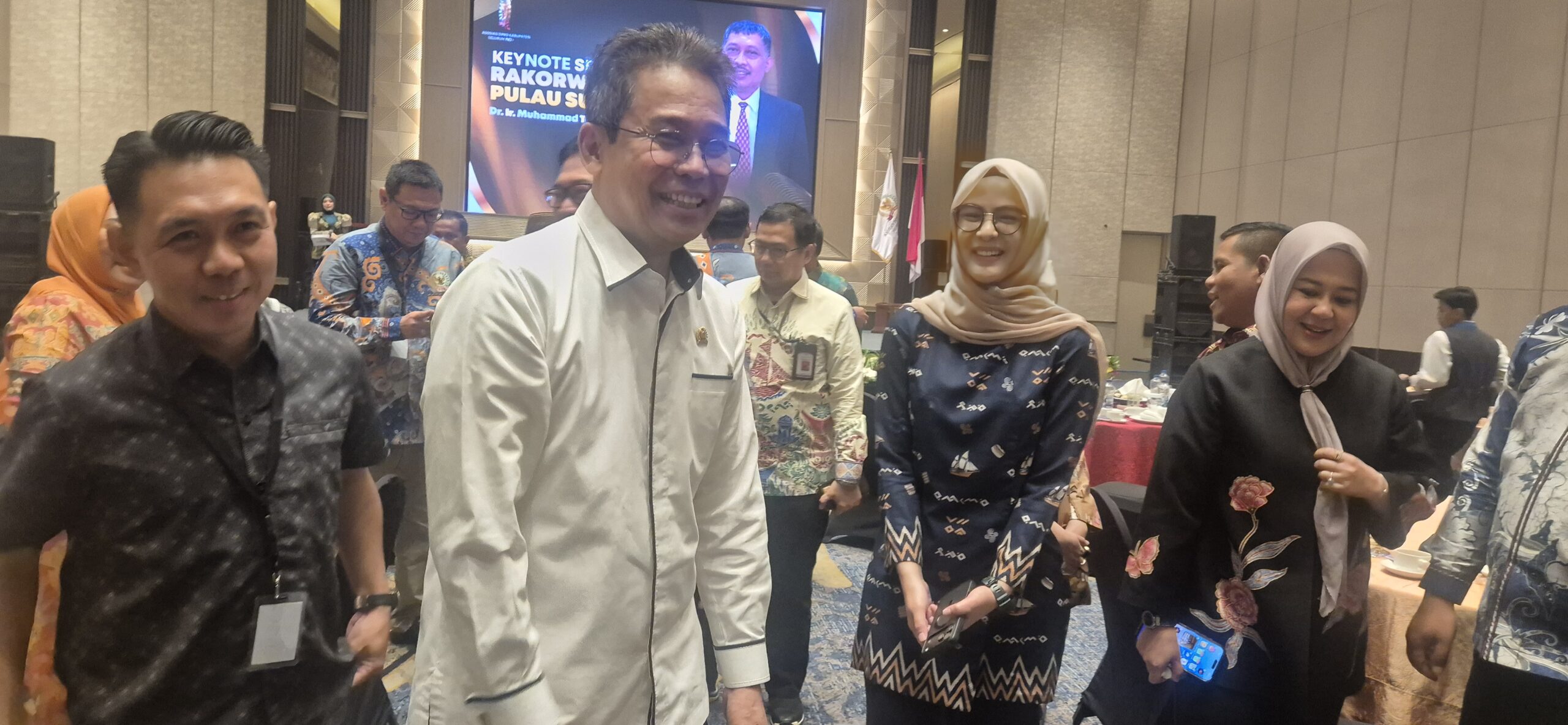 KPK Buka Suara Soal Usulan Mahfud MD Ambil Alih Kasus Febri Diansyah