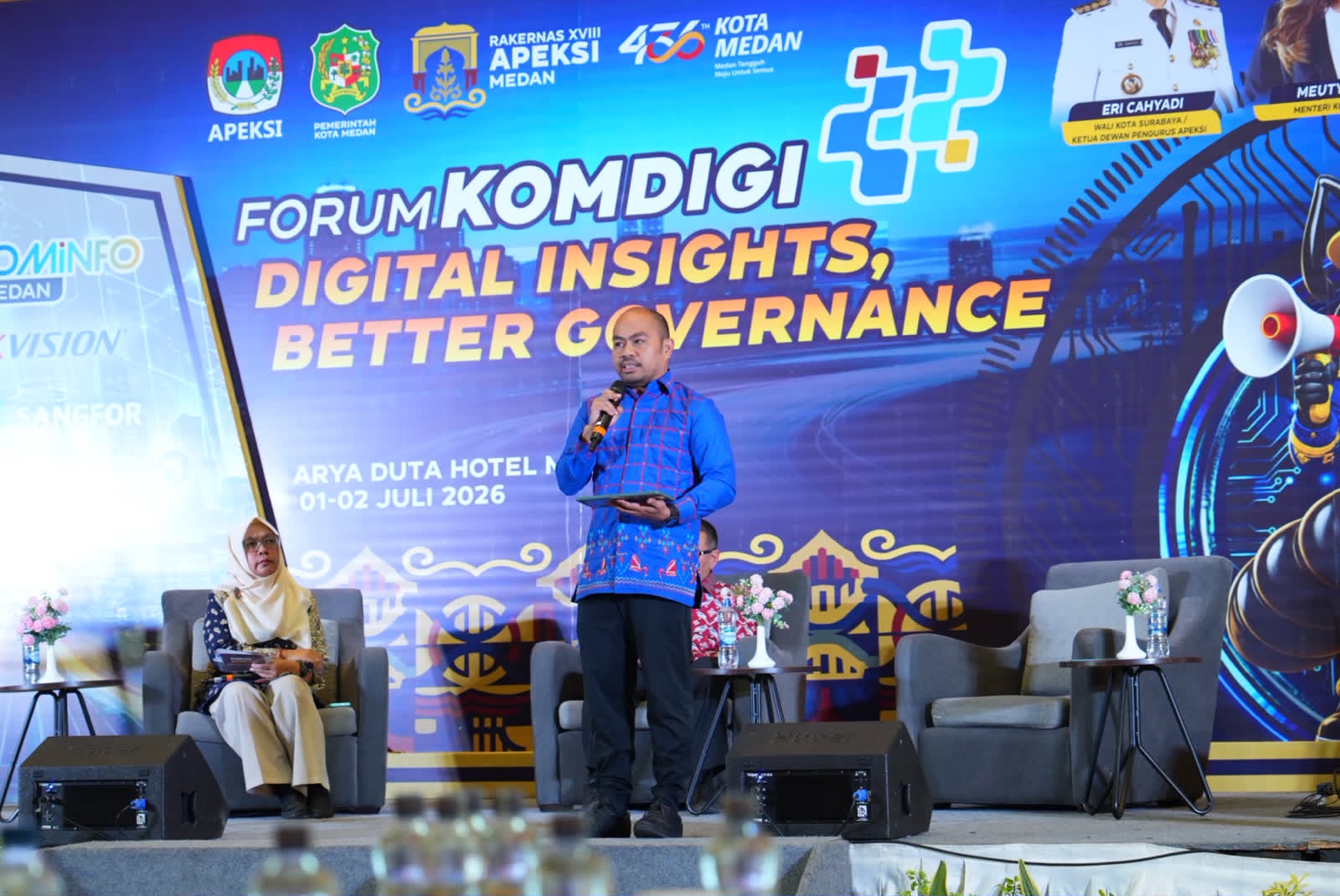 Sukses Transformasi Digital, Kadis Kominfo Makassar Bagikan Inovasi LONTARA+ di Rakernas APEKSI Medan