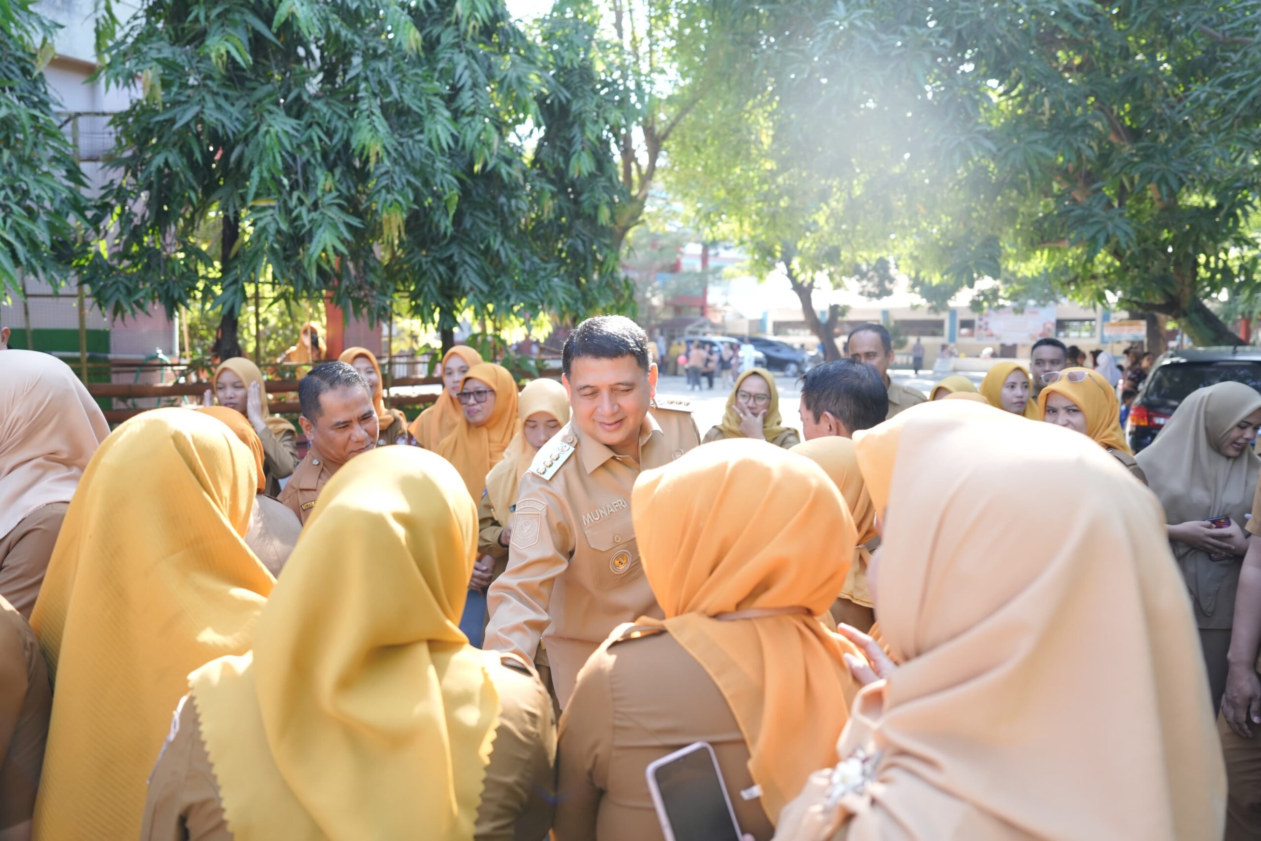 Pantau Hari Pertama MPLS 2026, Wali Kota Makassar Pastikan Proses Sekolah Berjalan Aman dan Lancar
