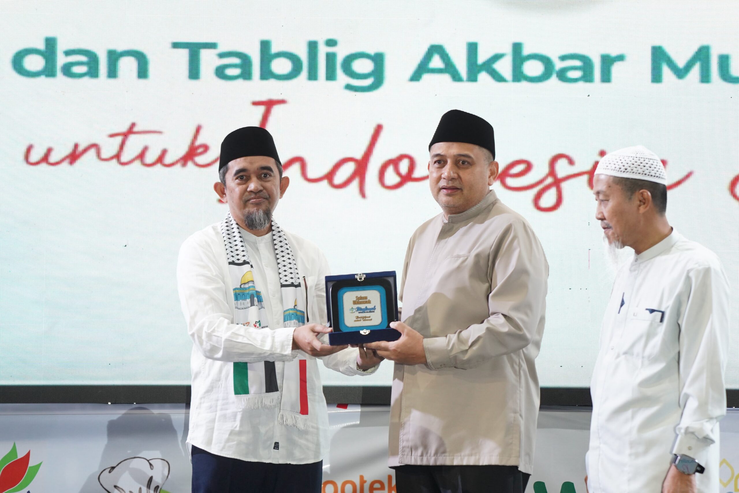 Hadapi Tantangan Era Digital, Wali Kota Makassar Minta Orang Tua dan Sekolah Lindungi Hak Anak