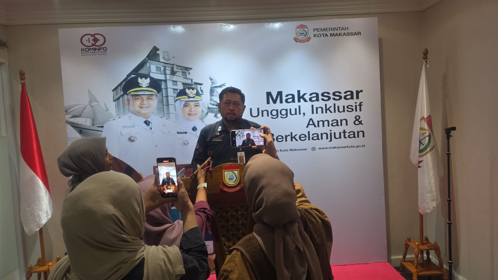 Bapenda Makassar Gandeng Kejaksaan Tagih Tunggakan Pajak dan Setop Izin Reklame Bando (