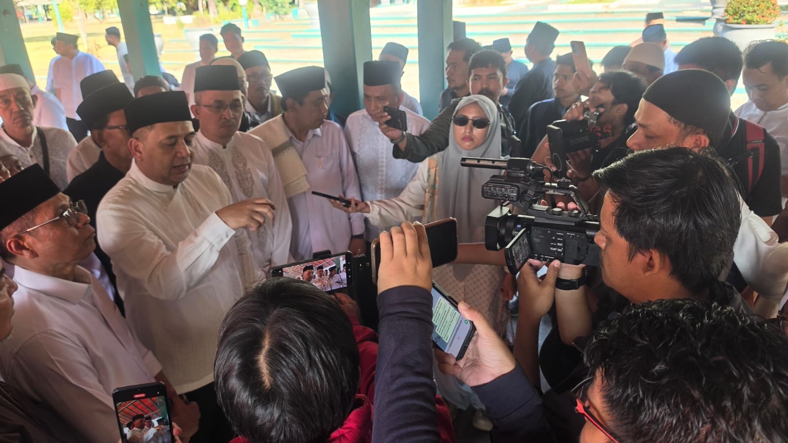 Hadapi Krisis Air, Pemkot Makassar Gerakkan 18 SPAM dan Langitkan Doa Lewat Salat Istisqa
