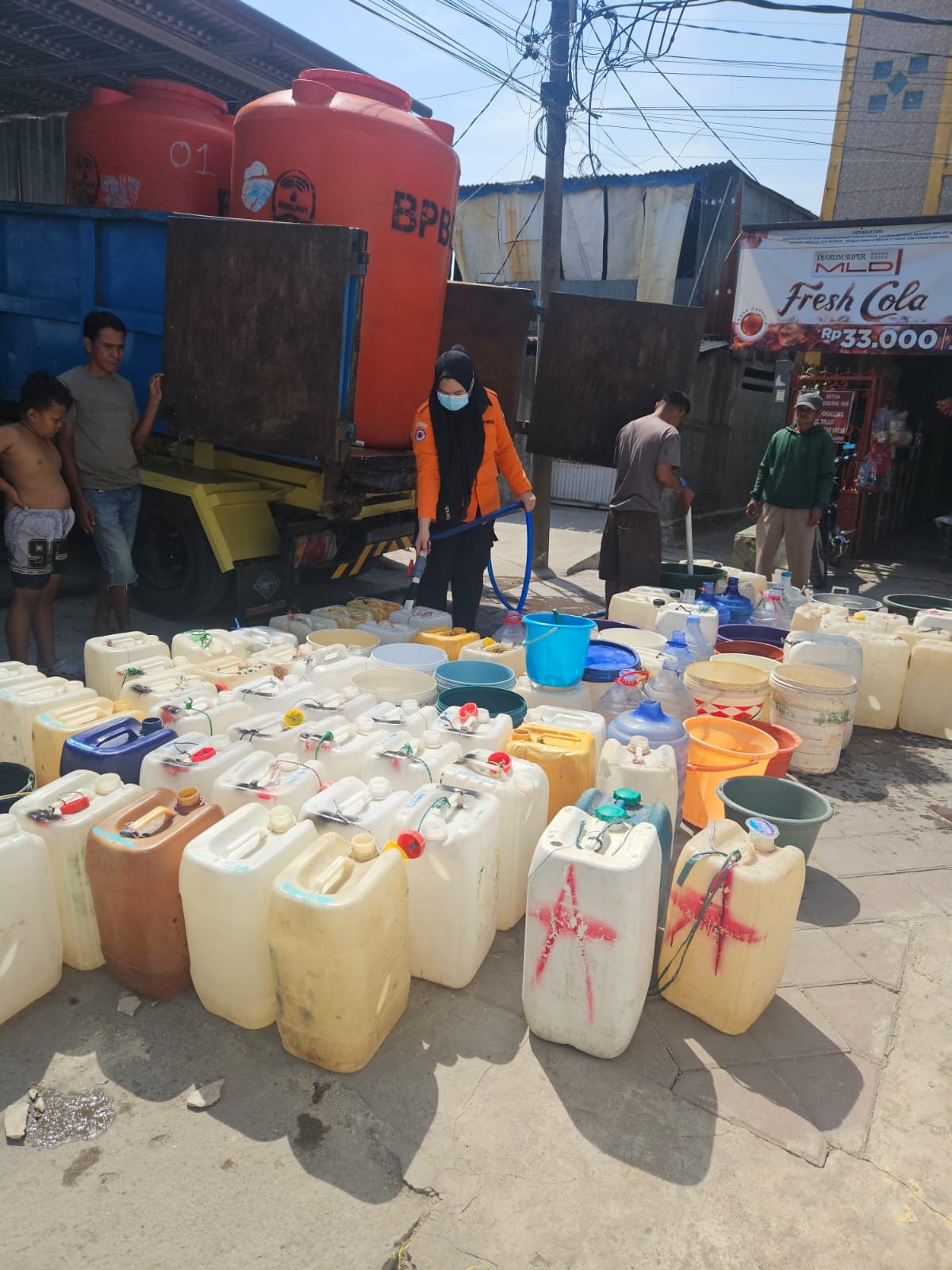 Distribusi Air Bersih di Makassar  Tembus 3.802 KK, Respons Cepat Pemkot Kian Diperluas