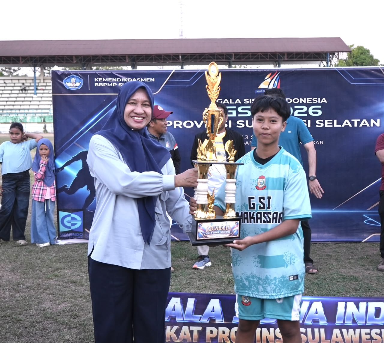 Harumkan Nama Daerah, 36 Pelajar Makassar Juara GSI Sulsel Terima Beasiswa Prestasi