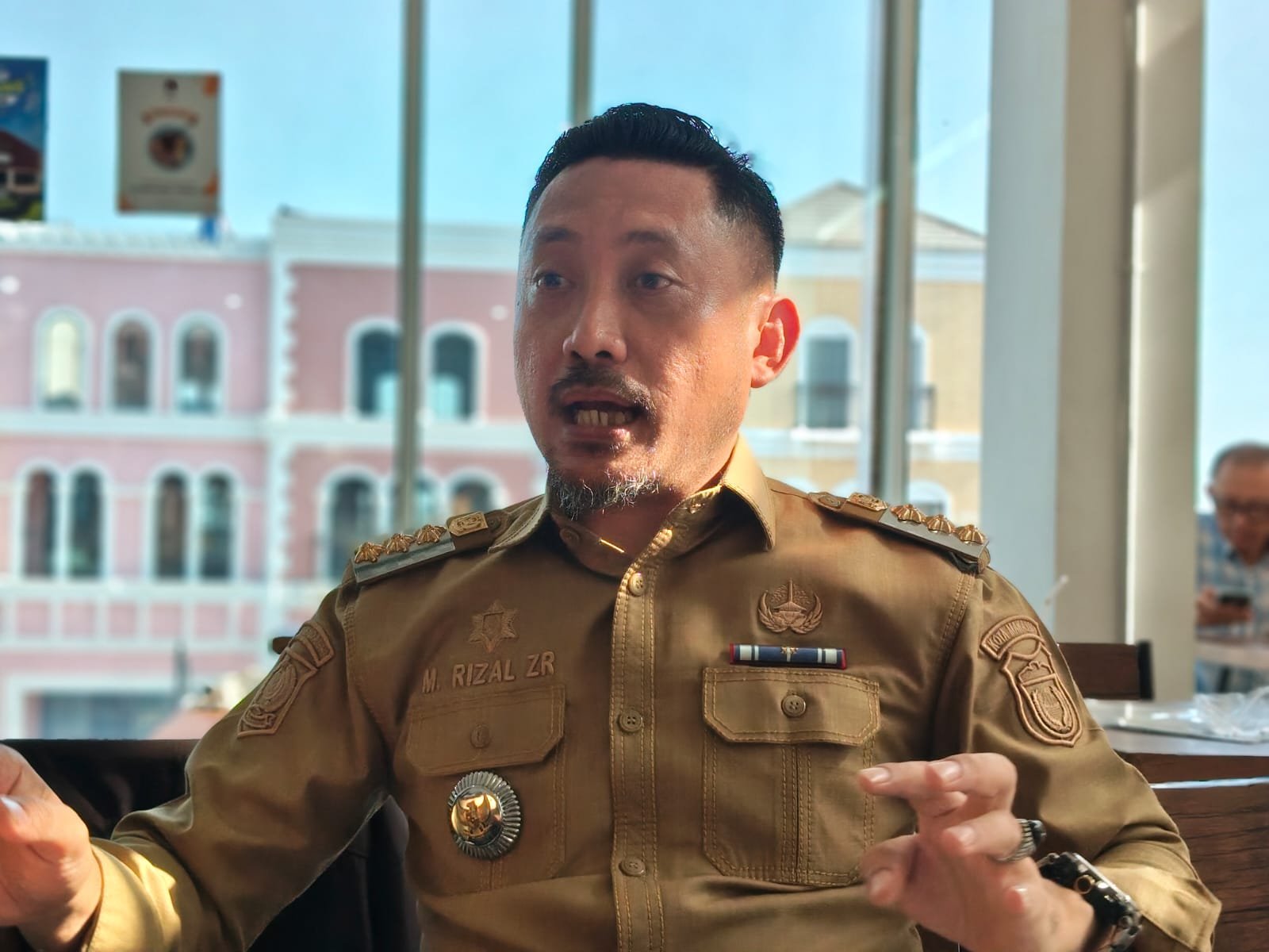 Sterilisasi Jalan Mawas: Parkir Liar Bakal Diubah Jadi Taman Kota