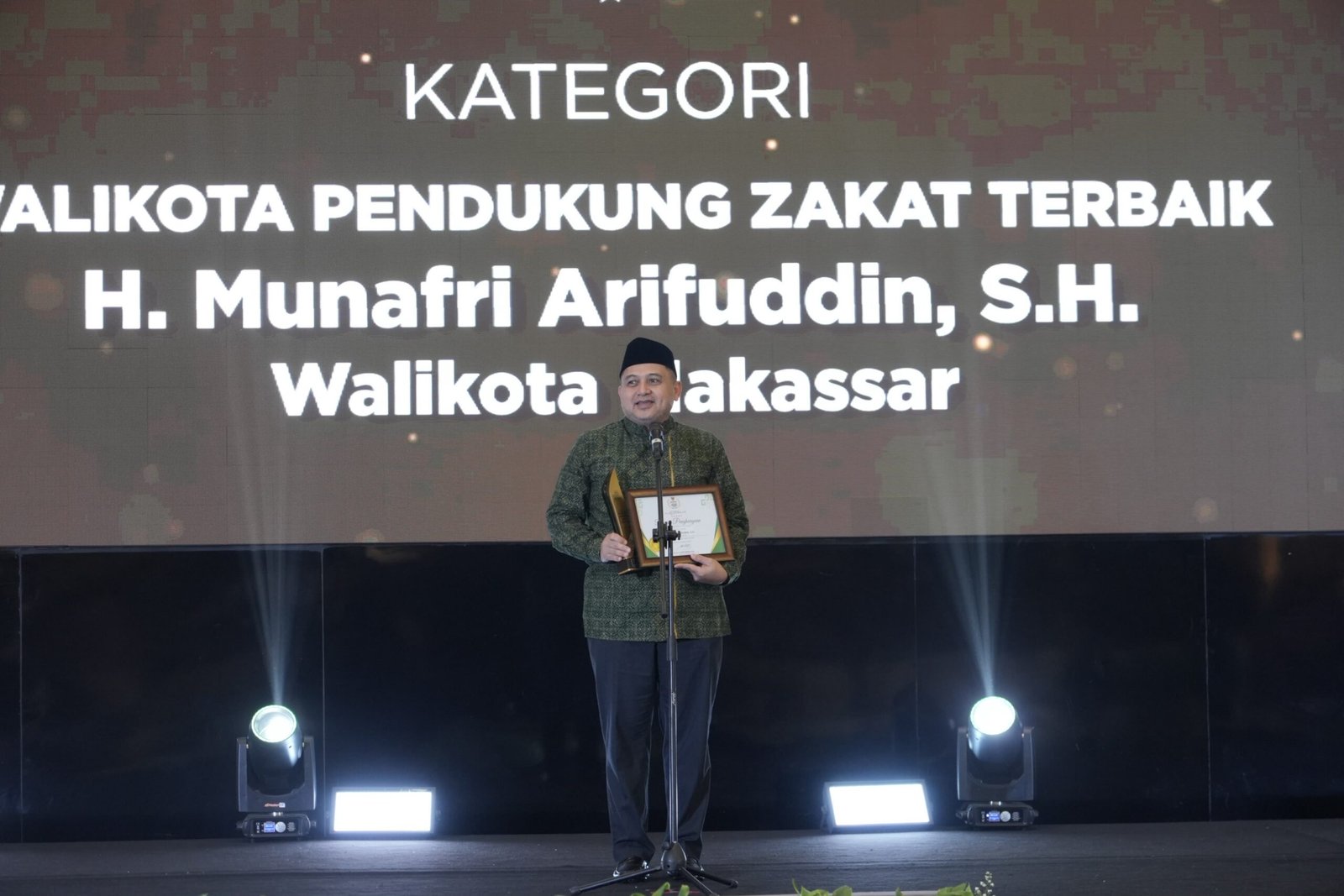 Terima Penghargaan BAZNAS RI, Wali Kota Munafri Dorong Makassar Jadi Kota Filantropi Nasional