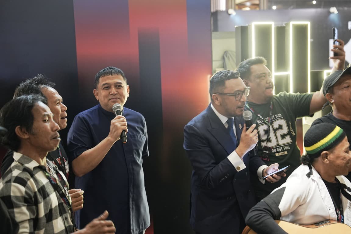 Wamenbud Giring Apresiasi Makassar Tuan Rumah Konferensi Musik Indonesia 2026